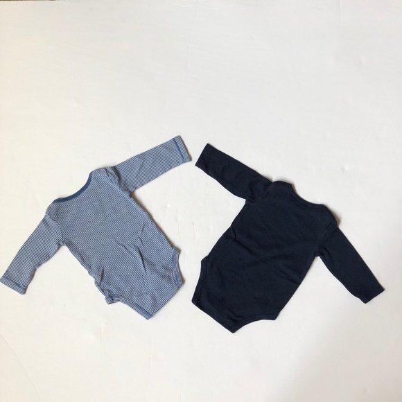 5 asstorted long sleeve onesies 3-6m - Picture 5 of 8